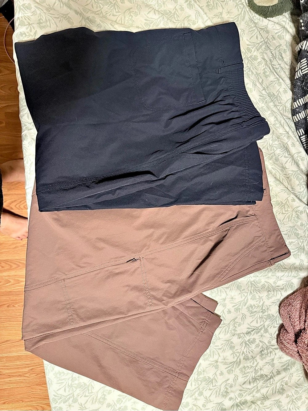 Women’s travel pants Black & Brown Size 16